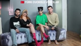 aynı yatakta swingers yapıyorlar